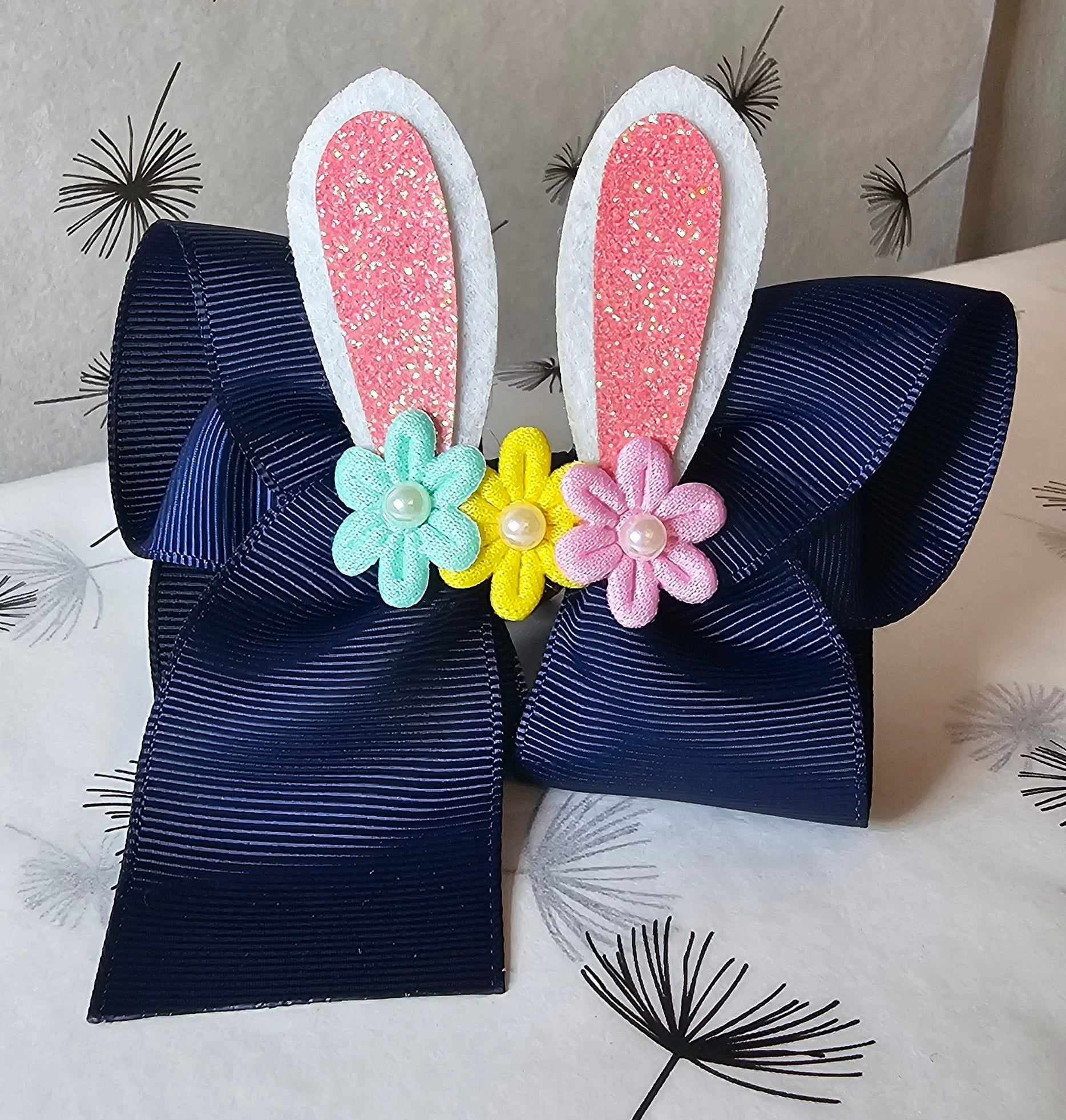 Medium Bunny hair bow