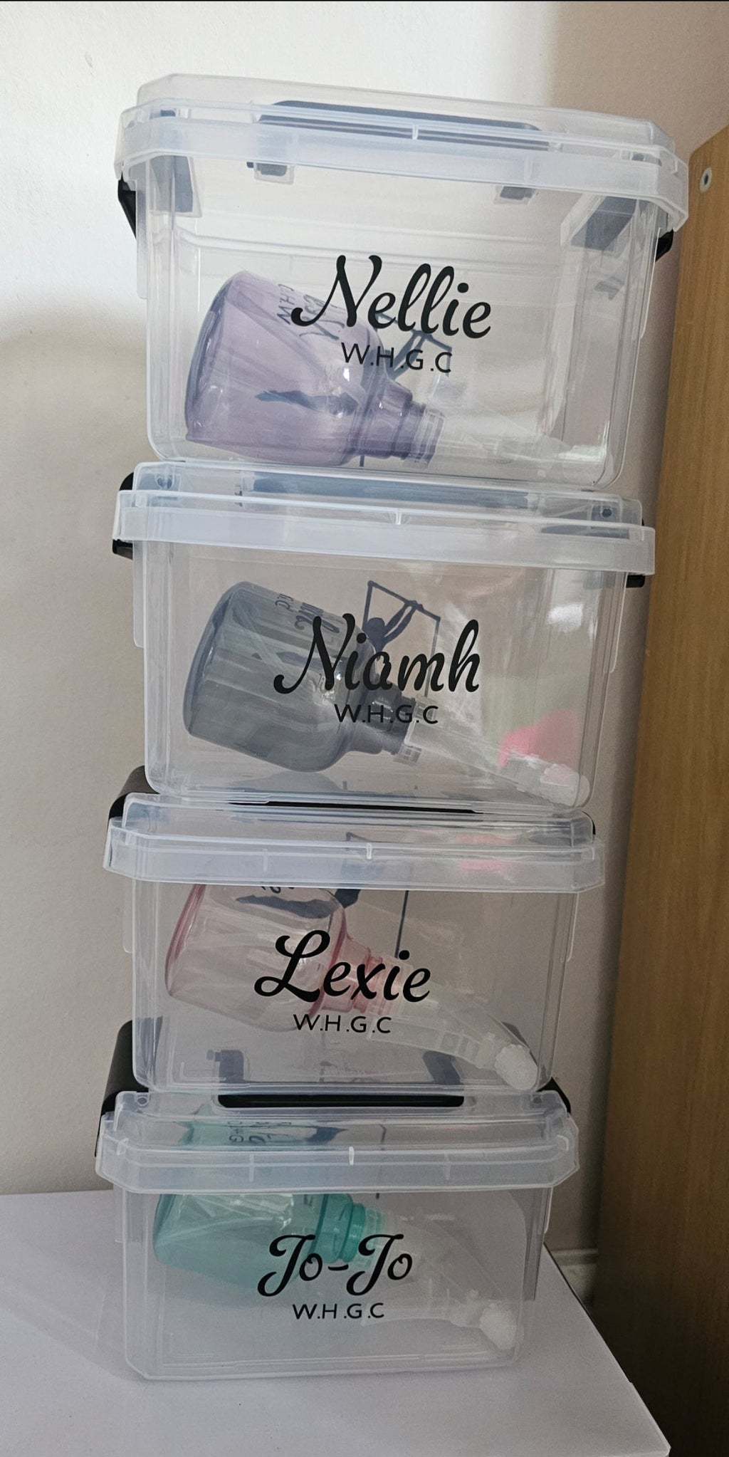 Gymnastics chalk box and spray