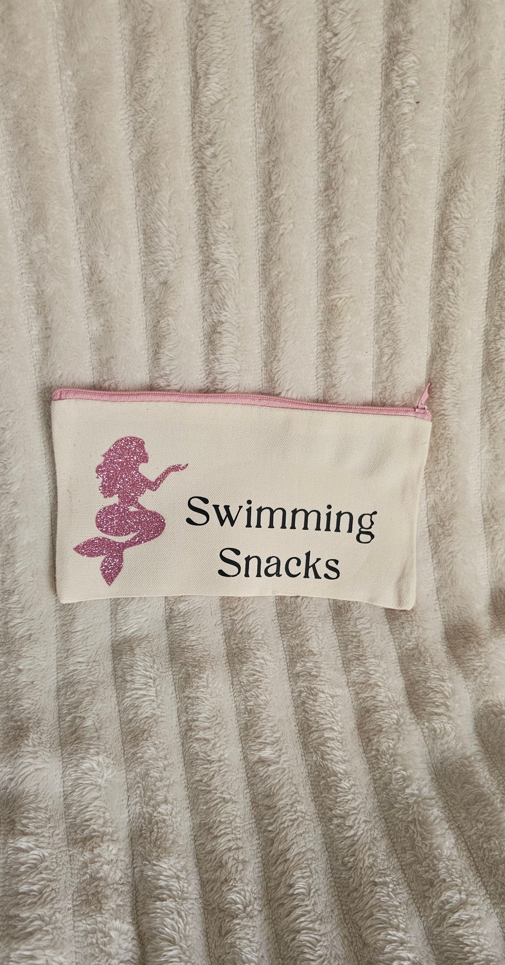 Swimming pouch