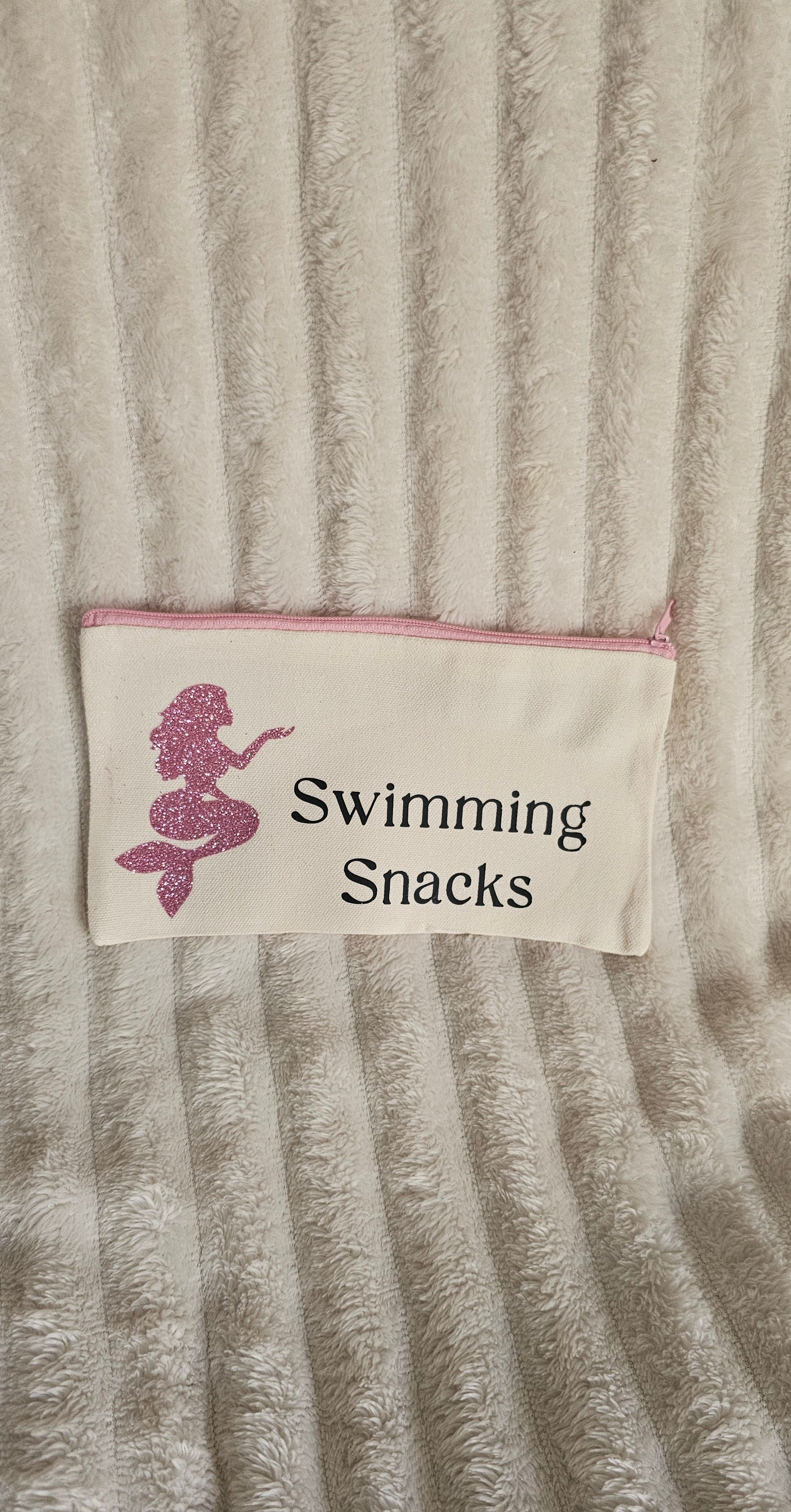 Swimming pouch