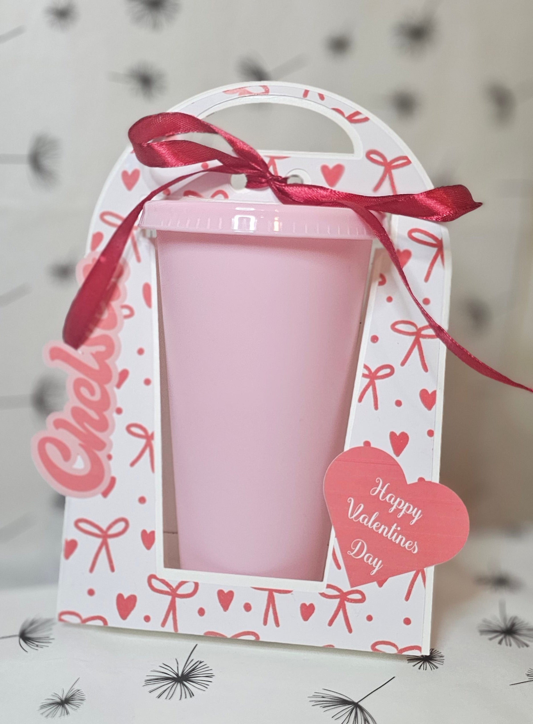 Hearts and bow cold cup holder